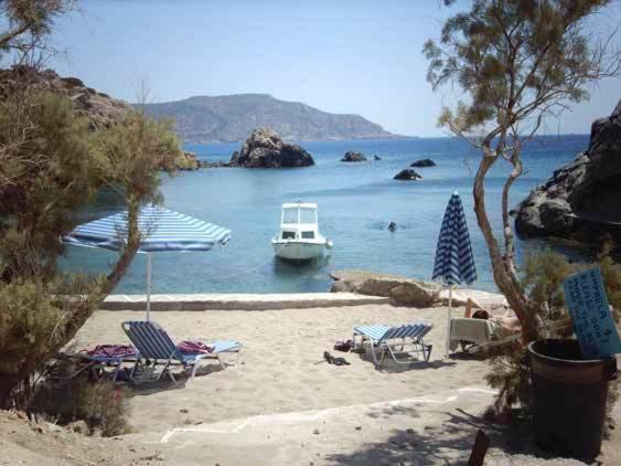 Castelia Bay Hotel Амупи Экстерьер фото