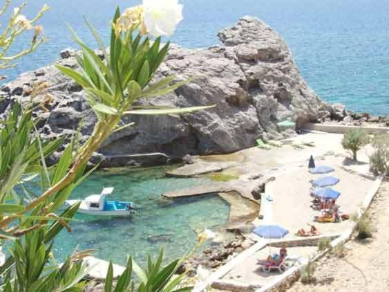 Castelia Bay Hotel Амупи Экстерьер фото